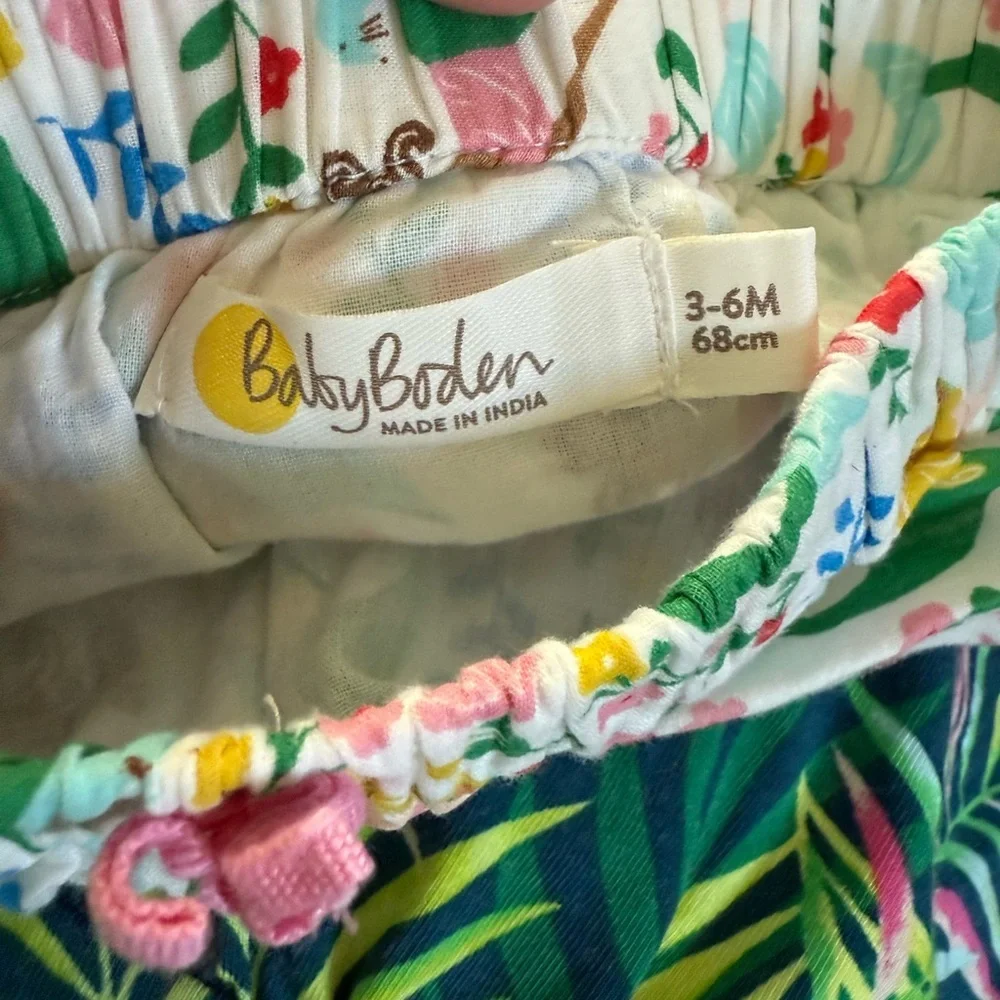 Baby‎ Boden mermaid print infant shorts